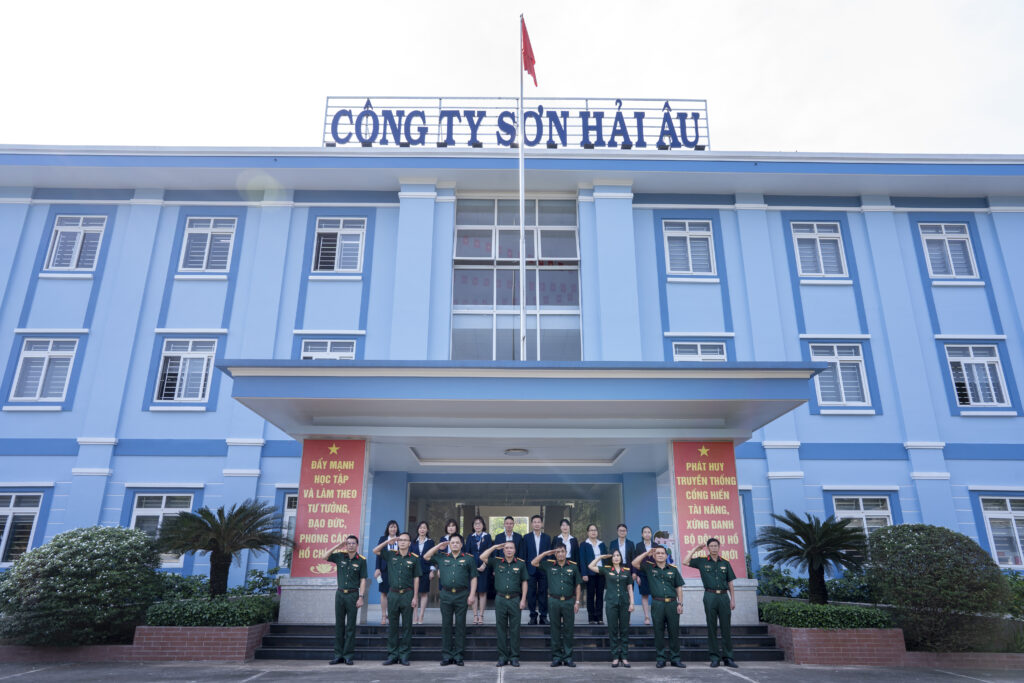 Mặt tiền công ty Sơn Hải Âu - công ty hiện đã có nhiều đại lý sơn phân phối các sản phẩm sơn chính hãng.